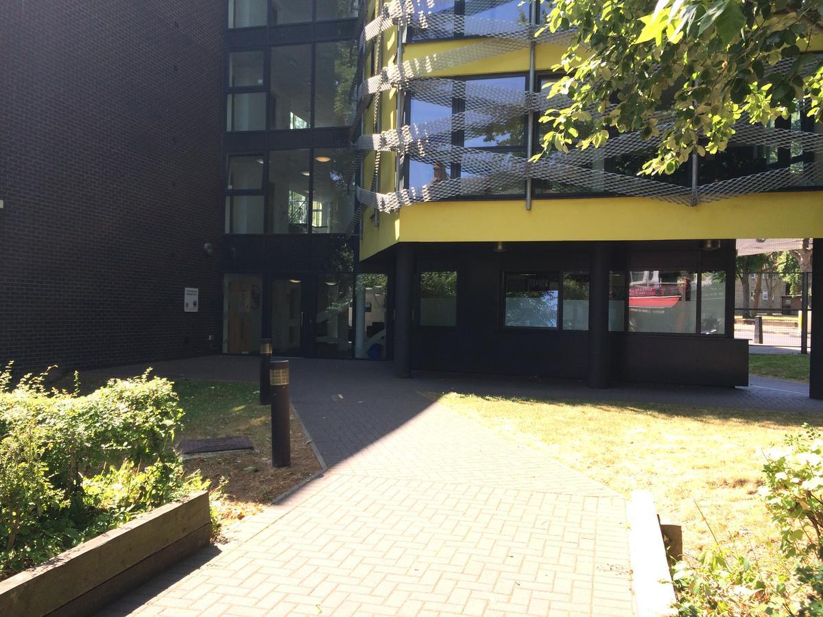 Newington Court Hostel London Exterior photo